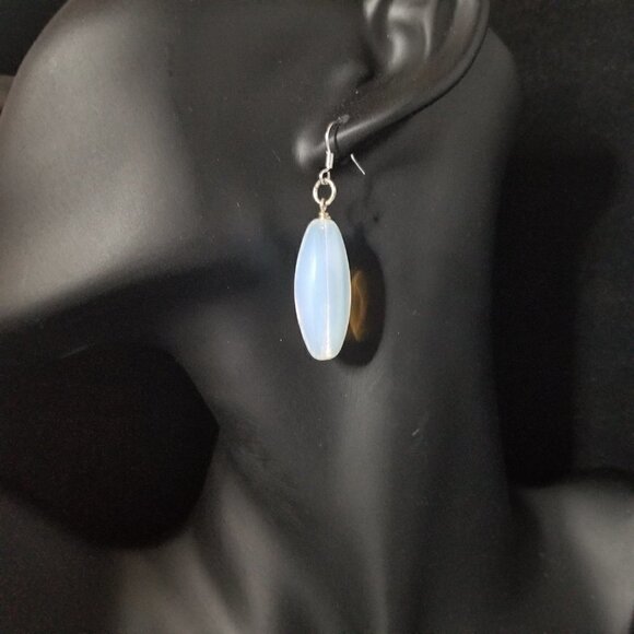 Glass Earrings Brand New - Picture 3 of 3